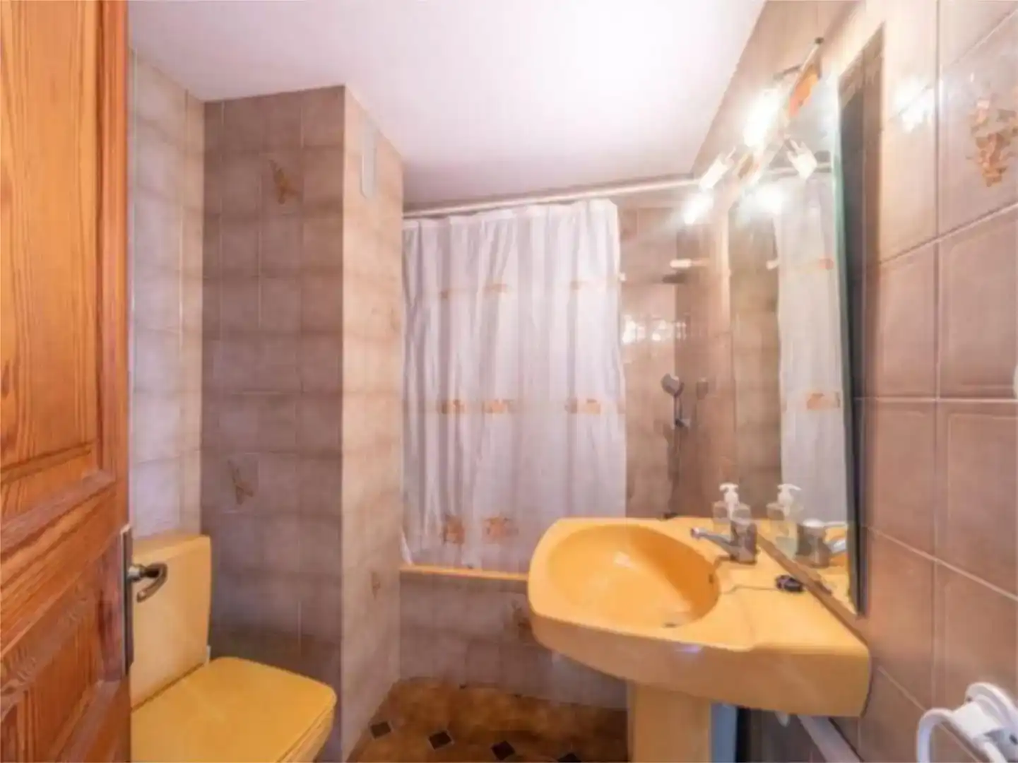 Bathroom of Flat for rent in Alcúdia  with Air Conditioner and Furnished