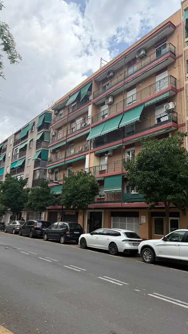 Exterior view of Flat for sale in Valencia  with Balcony
