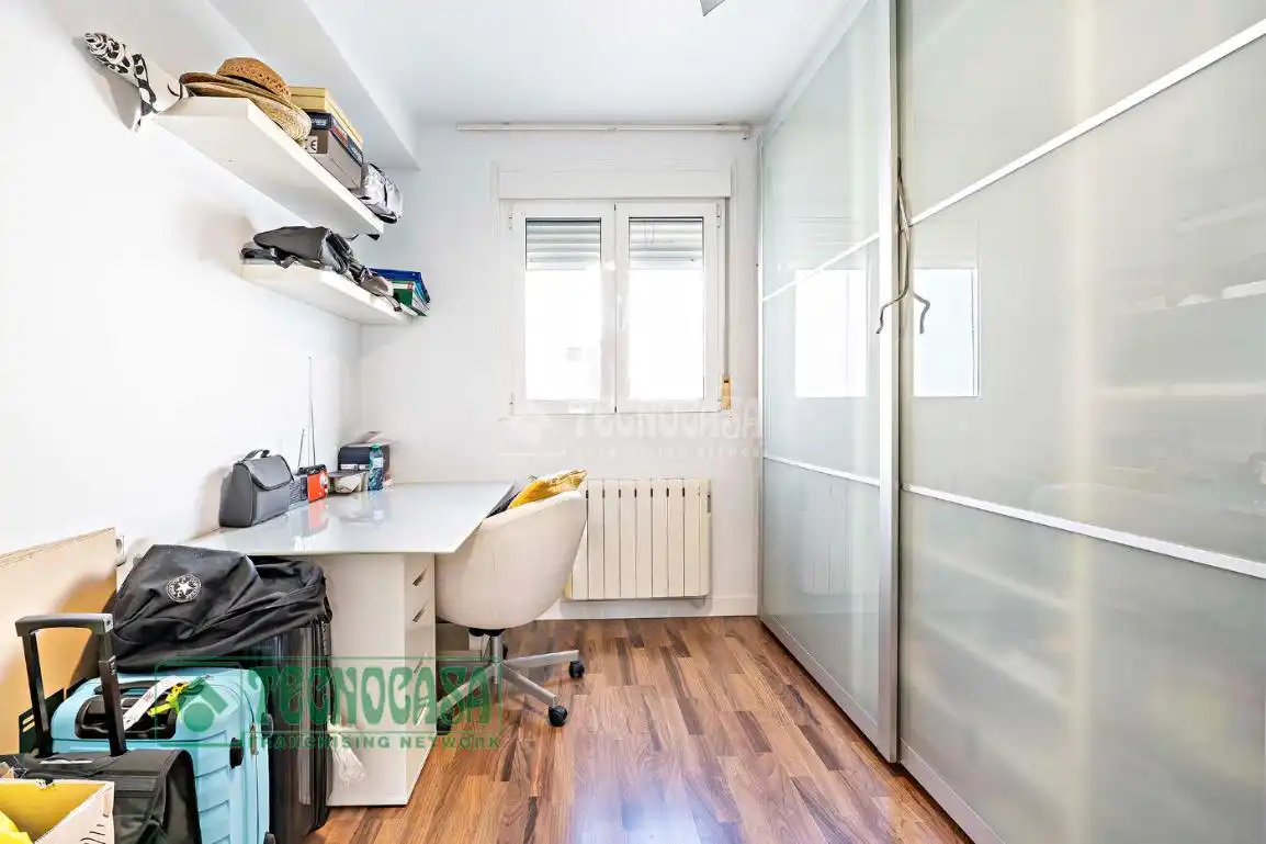 Piso en venta en Roquetas de Mar con Aire acondicionado