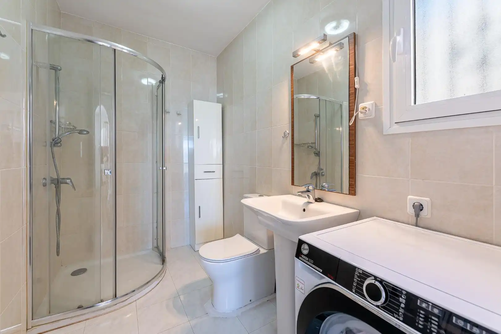 Bathroom of Apartments for sale in Fuengirola  with Air Conditioner, Private garden and Terrace