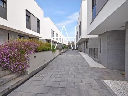 Exterior view of House or chalet for sale in El Masnou  with Air Conditioner, Heating and Terrace