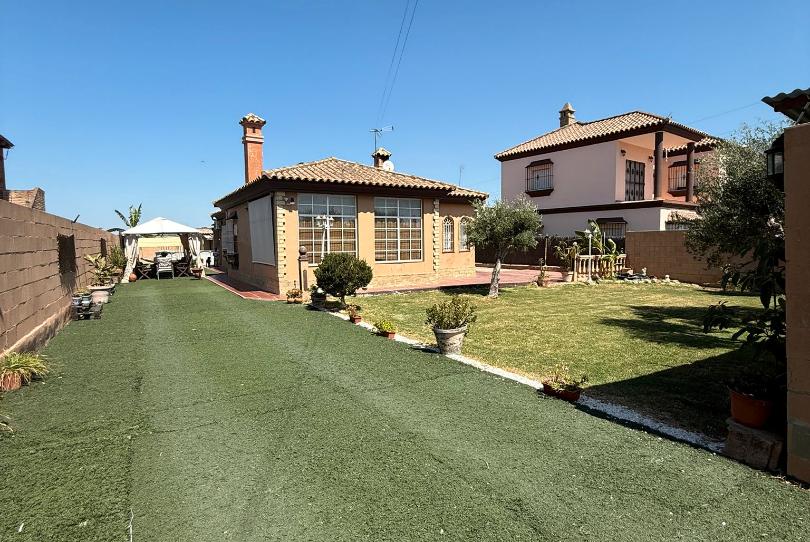 Photo 1 of House or chalet for sale in Carretera de Sanlúcar - Sudamérica, Cádiz
