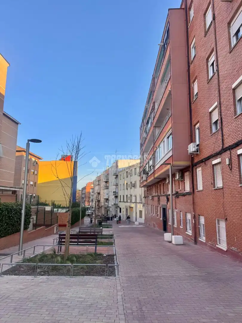 Vista exterior de Piso en venta en Madrid con Aire acondicionado