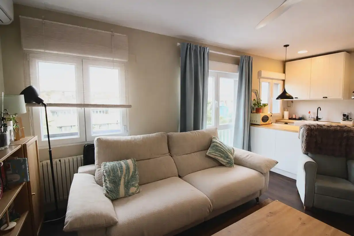 Sala de estar de Piso en venta en Madrid con Aire acondicionado, Trastero y Amueblado