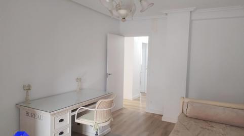 Foto 5 de Pis de lloguer a Oviedo - Calle Fuertes Acevedo, Buenavista, Oviedo