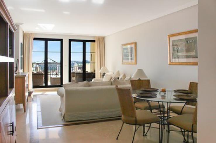 Foto 1 de Pis de lloguer a Los Arqueros - Puerto del Almendro, Málaga