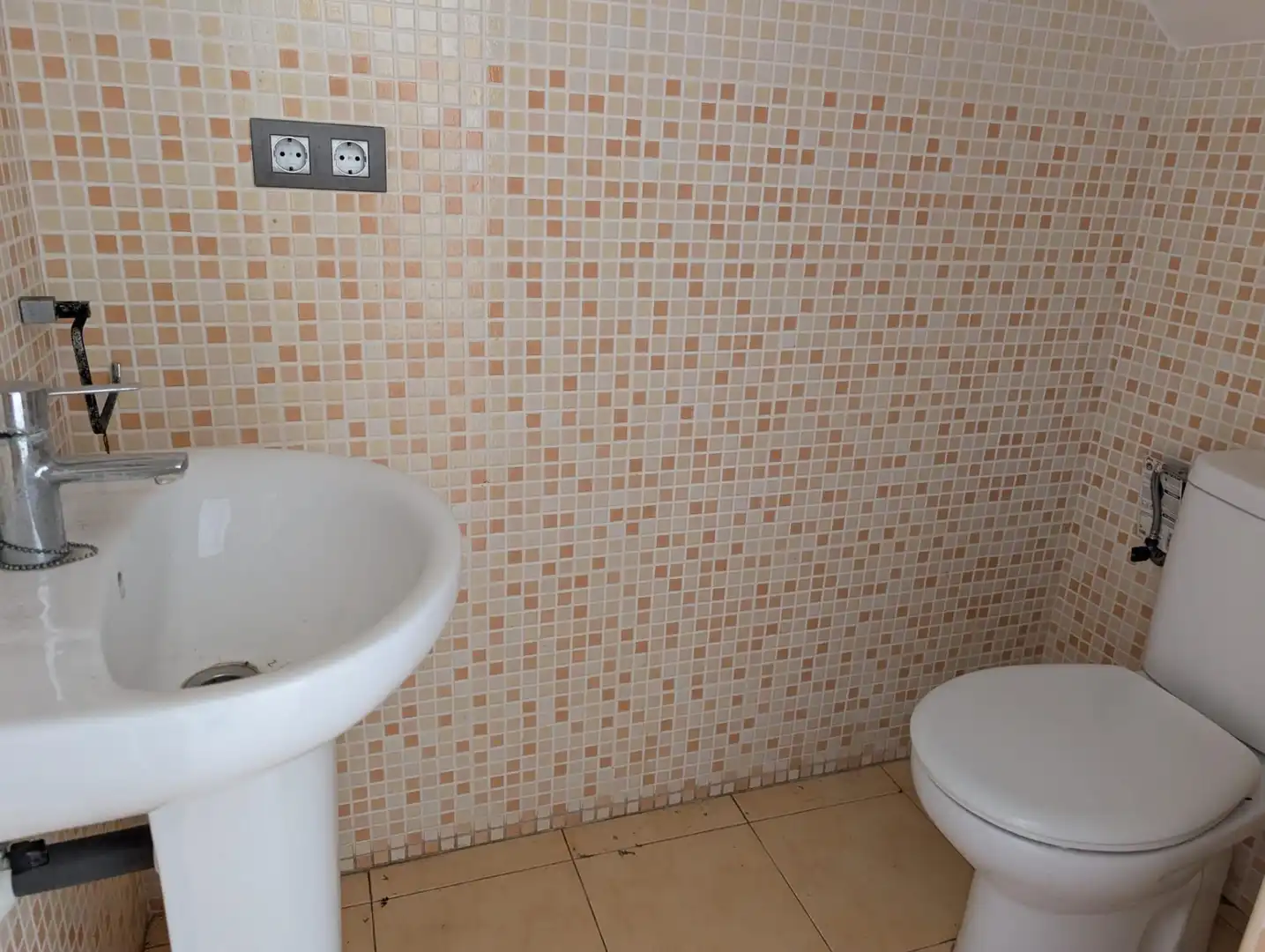 Casa adosada en venta en L'OM BLANC (DE), Playa - Ben Afeli