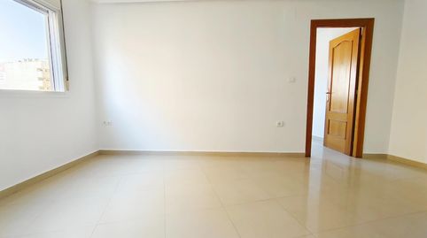 Foto 4 de Apartament en venda a Calle Zoa, 58, Antonio Machado, Torrevieja