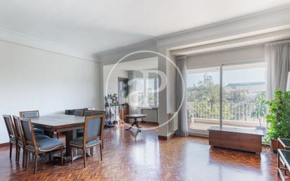 Living room of Flat for sale in  Valencia Capital  with Heating, Private garden and Terrace