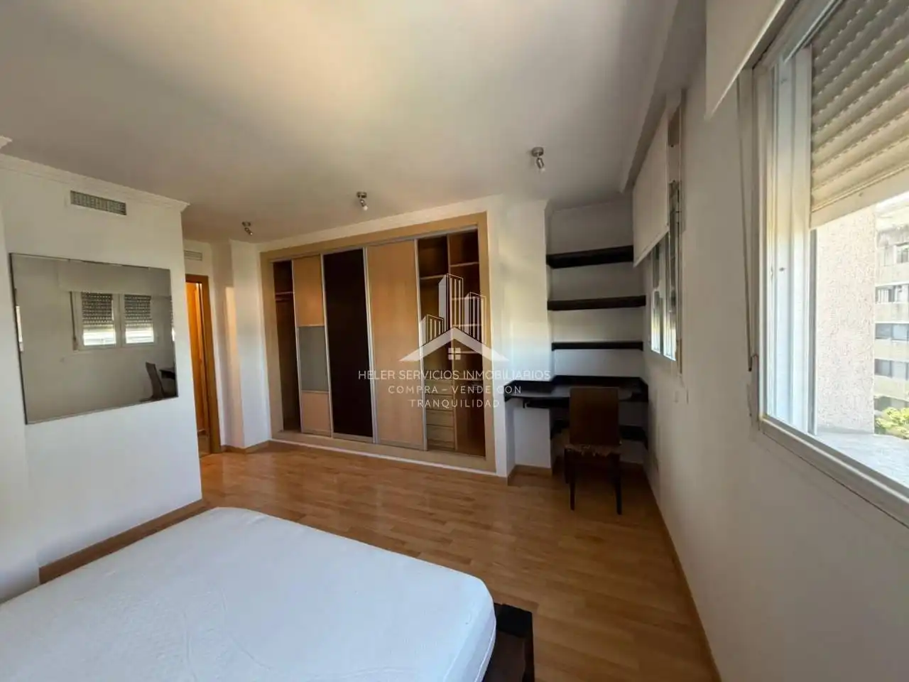 Flat with lift to rent in Calle Vicente Sos Baynat, imagen 15