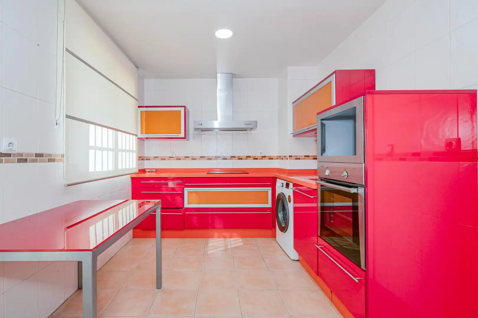 Casa aparellada amb terrassa en venda a Jun, imagen 9