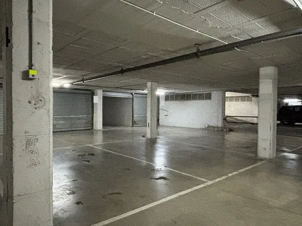 Parking for sale in Olot, imagen 6