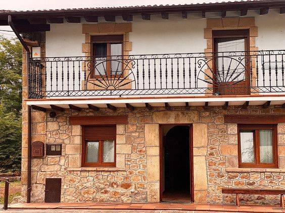 Casa-chalet en Alquiler en Barrio Jurona en Covadonga - Campuzano - Ciudad Vergel