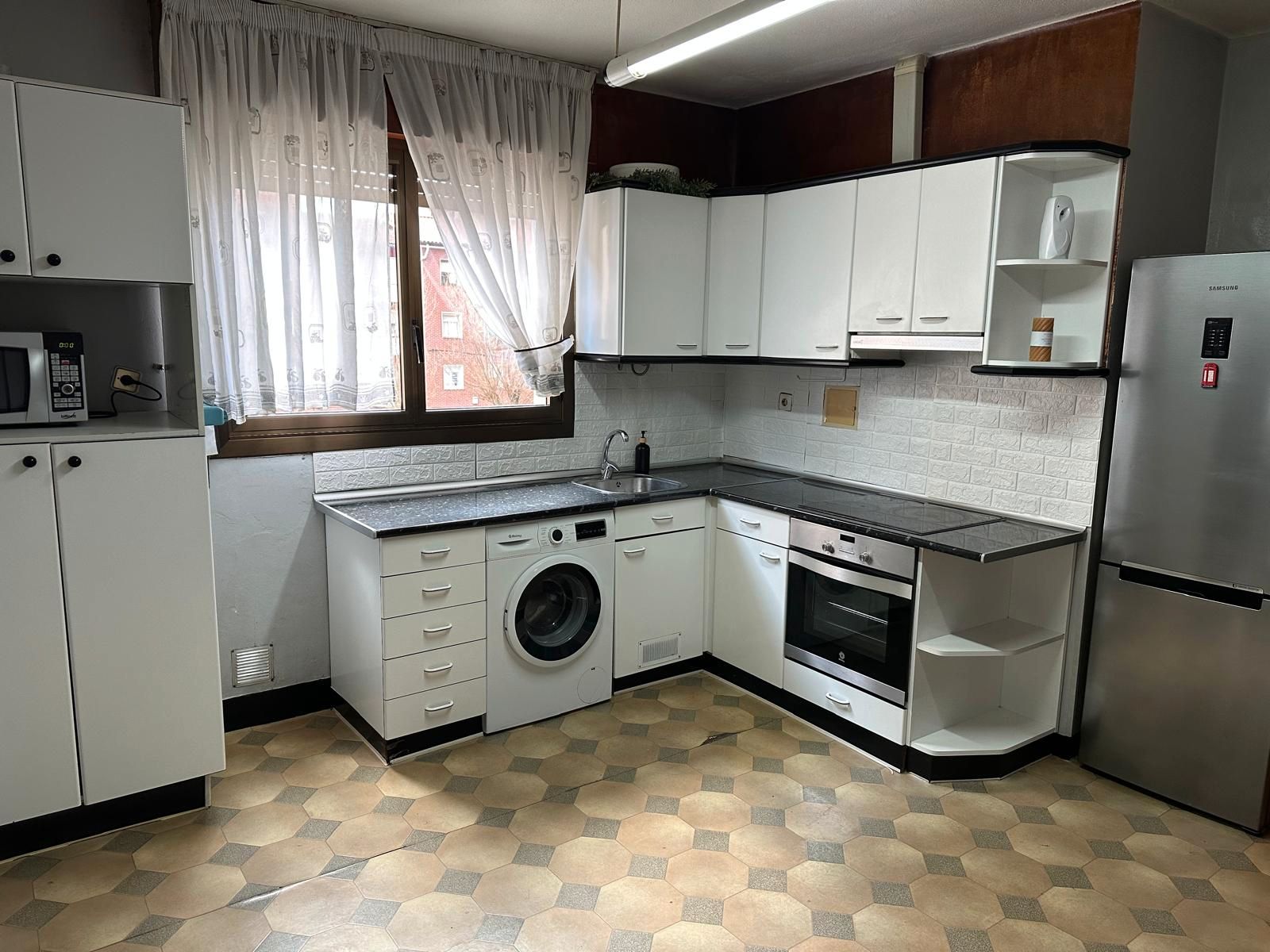 Kitchen of Flat for sale in Barakaldo   with Heating