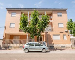 Exterior view of Flat for sale in La Puebla de Alfindén  with Heating, Parquet flooring and Terrace