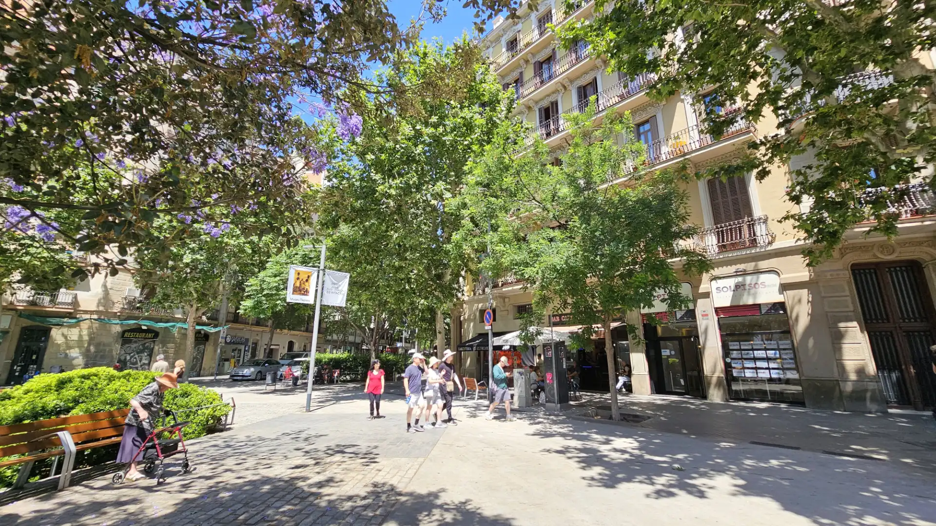 Außenansicht von Büro zur Miete in Barcelona mit Klimaanlage, Heizung und Internet