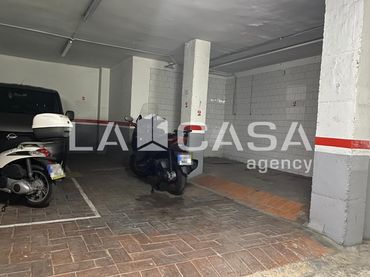 Parkplatz zum Verkauf in Centre
