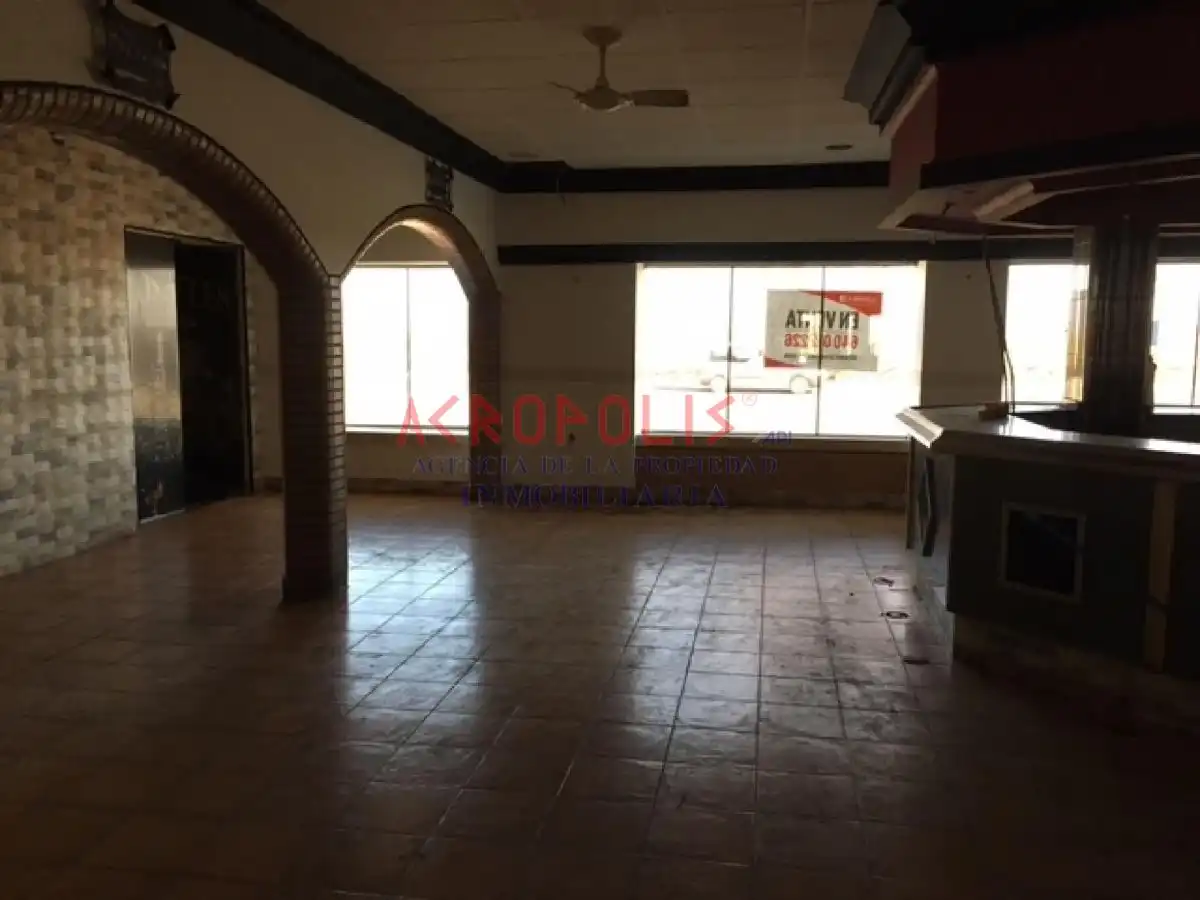 Buildings for sale in Roperuelos del Páramo, León