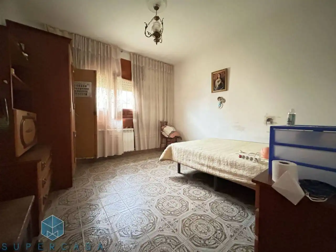 Dormitori de Casa o xalet en venda en Bargas amb Calefacció, Jardí privat i Terrassa