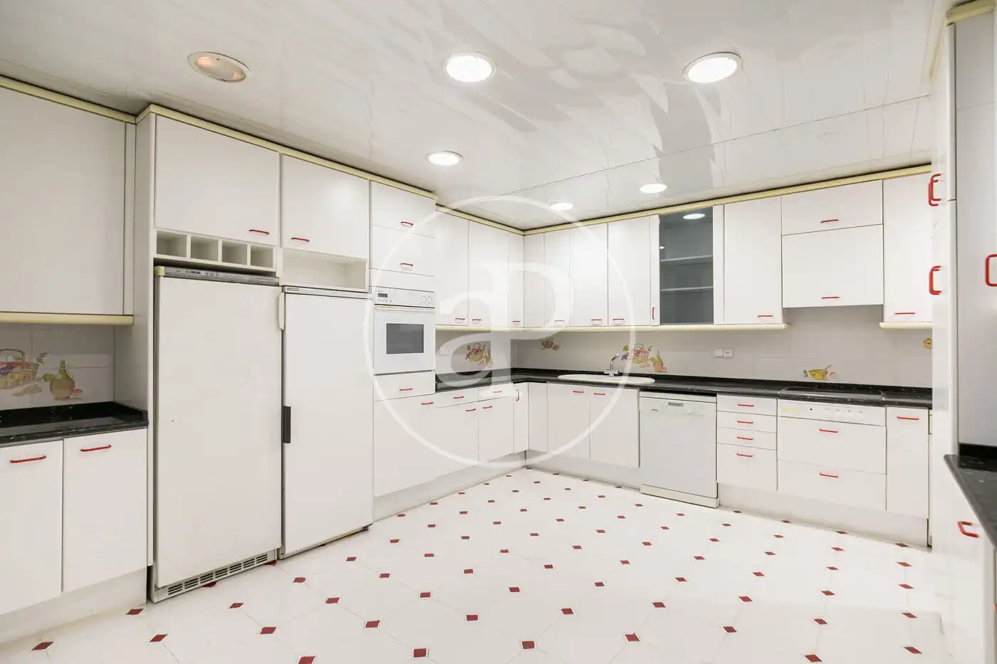 Cocina de Piso en venta en Barcelona con Aire acondicionado, Calefacción y Balcón
