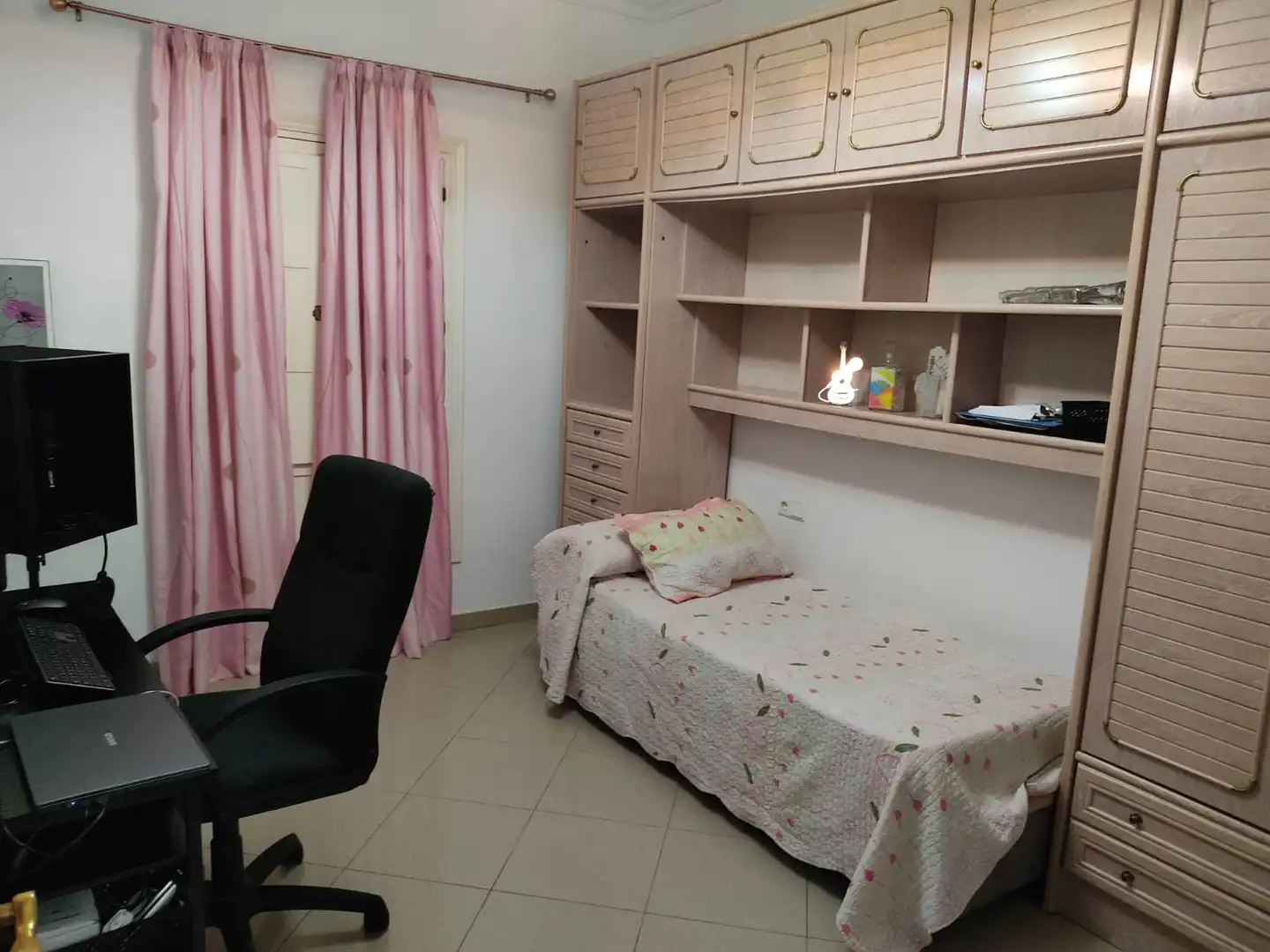 Dormitori de Casa o xalet en venda en Utrera Ciudad 
