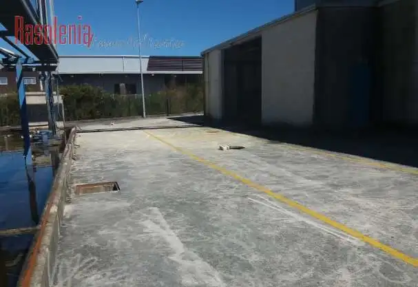 Parking de Nave industrial en venta en Cerceda