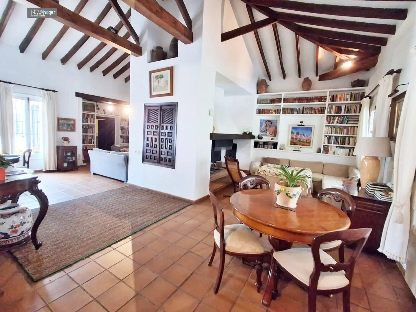 Sala d'estar de Finca rústica en venda en Málaga amb Aire condicionat, Calefacció i Jardí privat