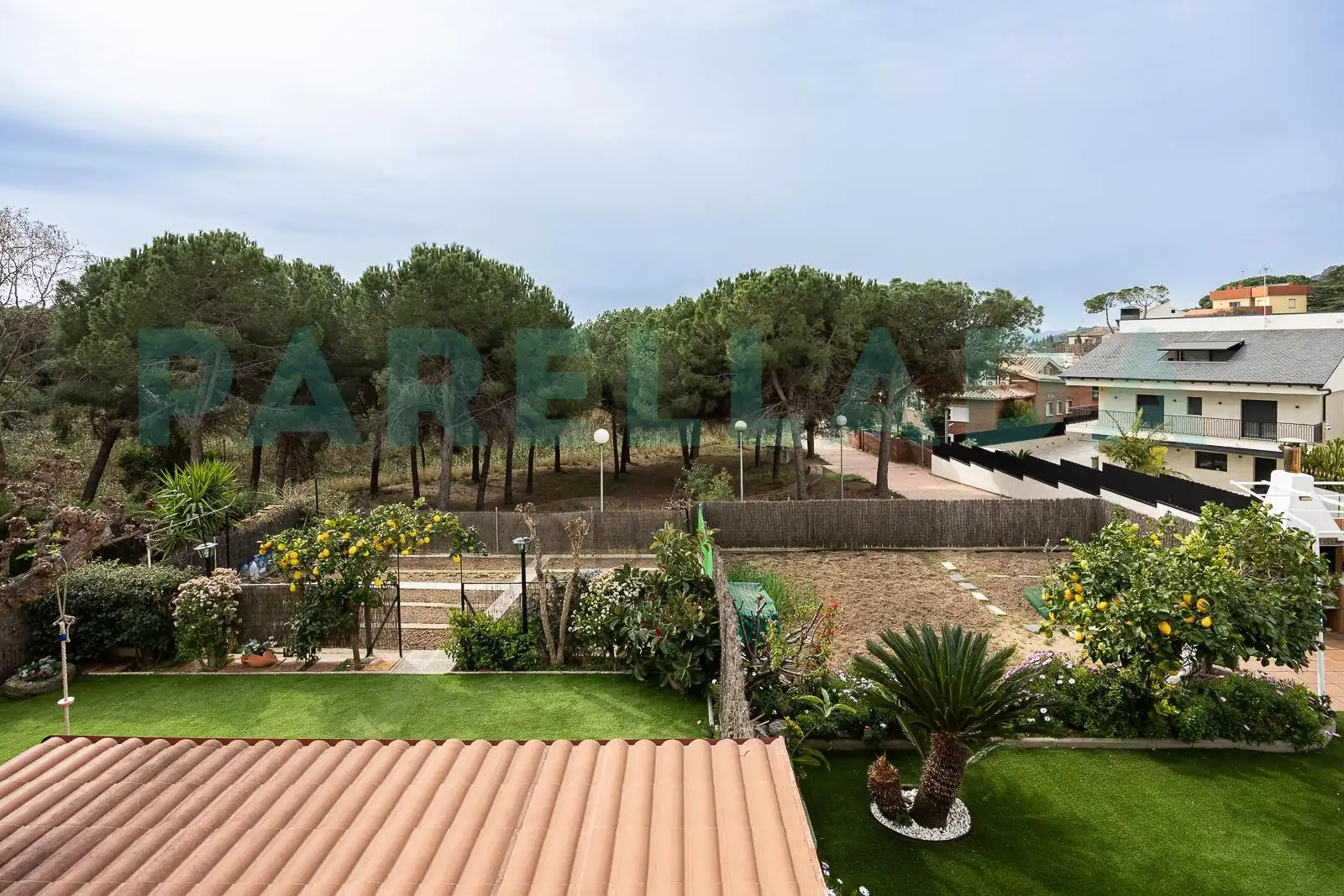 Jardín de Casa o chalet en venta en Badalona con Aire acondicionado, Calefacción y Jardín privado