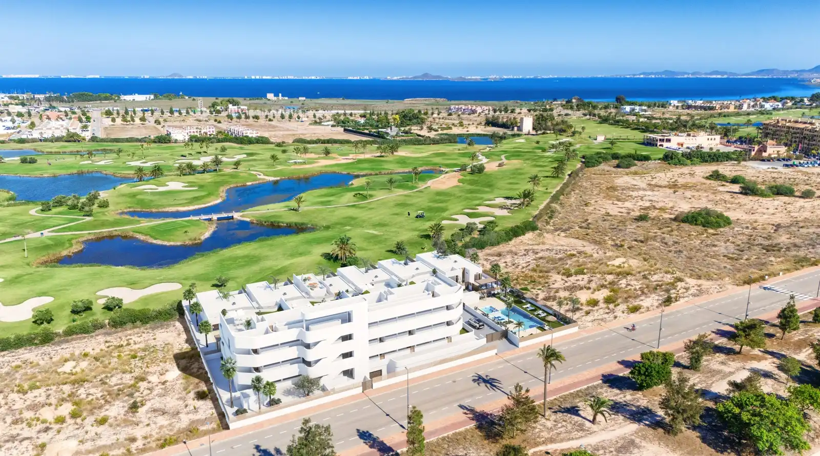 Apartamento de obra nueva con terraza en venta en Las Lomas de Rame - Bahía Bella, imagen 2