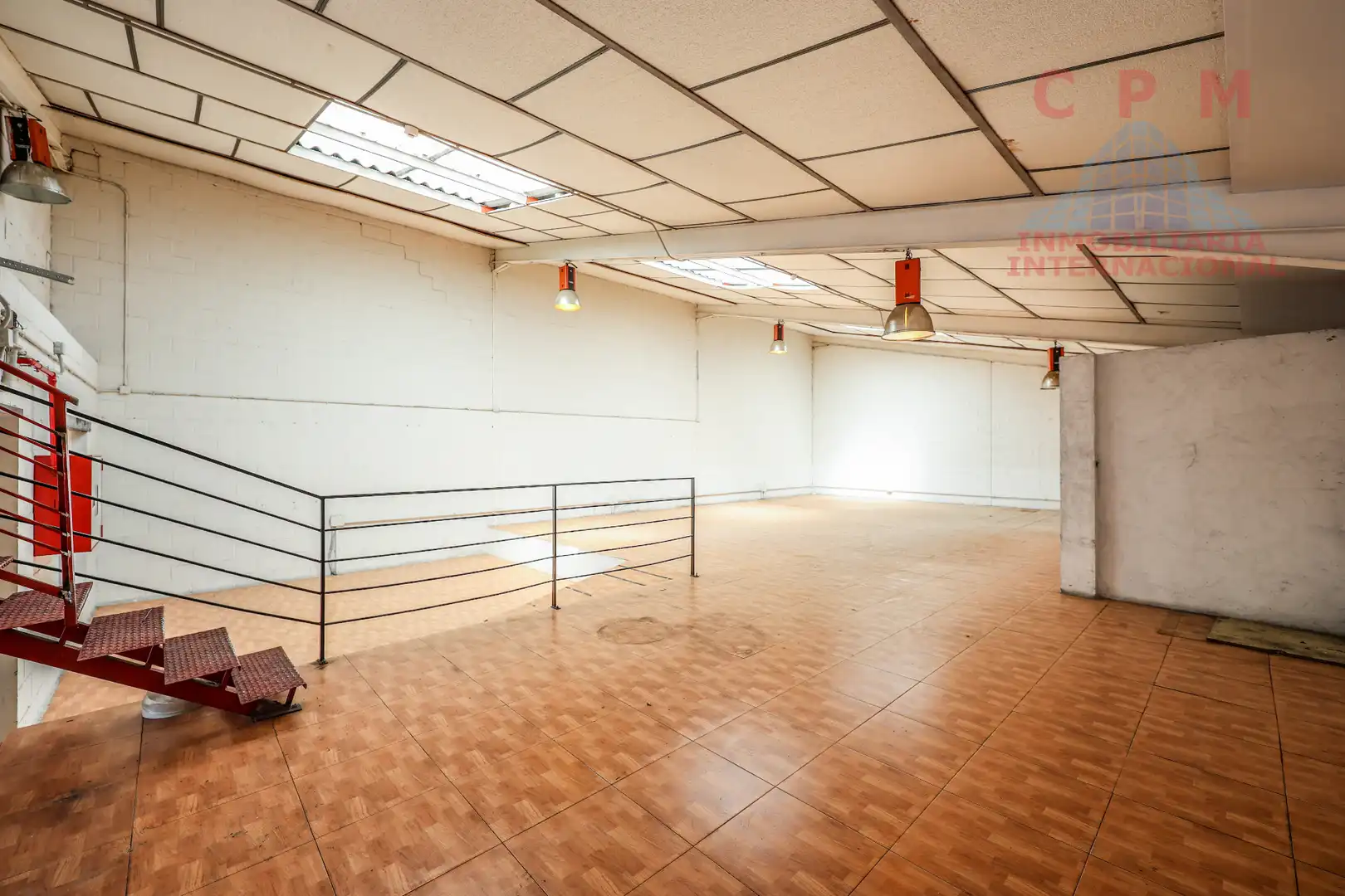 Nau industrial amb ascensor en venda a Polígono El Nogal - Malatones - Río de Janeiro, imagen 3