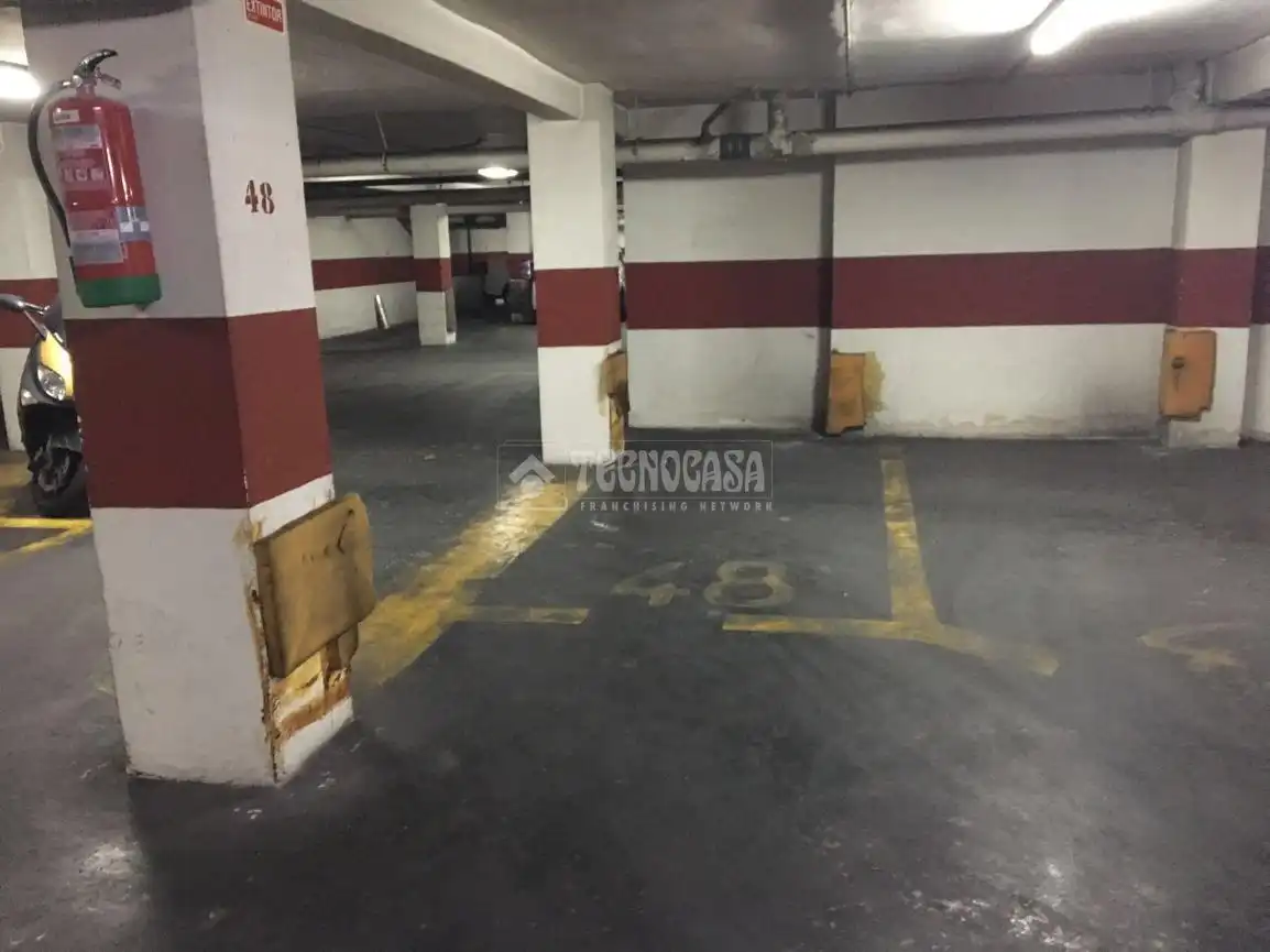 Aparcament de Pis en venda en Valencia amb Balcó