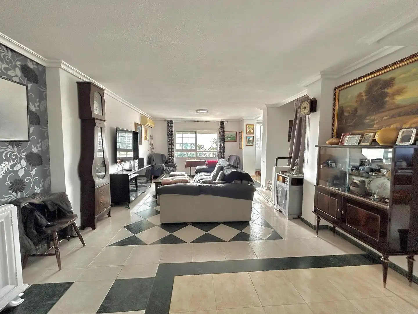 Living room of Attic for sale in Roquetas de Mar  with Private garden, Terrace and Furnished
