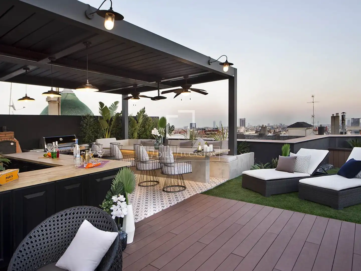 Terrace of Attic for sale in Barcelona  with Air Conditioner, Heating and Parquet flooring