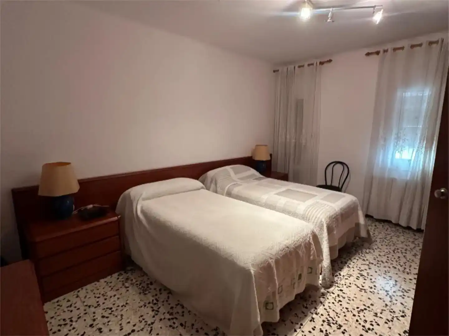 Dormitori de Pis en venda en Santa Coloma de Gramenet amb Aire condicionat