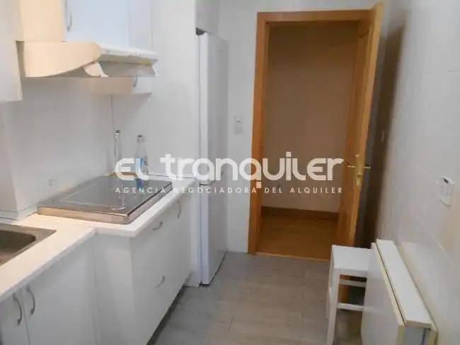 Penthouse with lift to rent in Calle Torres Miranda, imagen 13