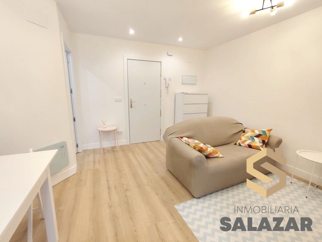 Bedroom of Flat to rent in Barakaldo   with Heating and Terrace