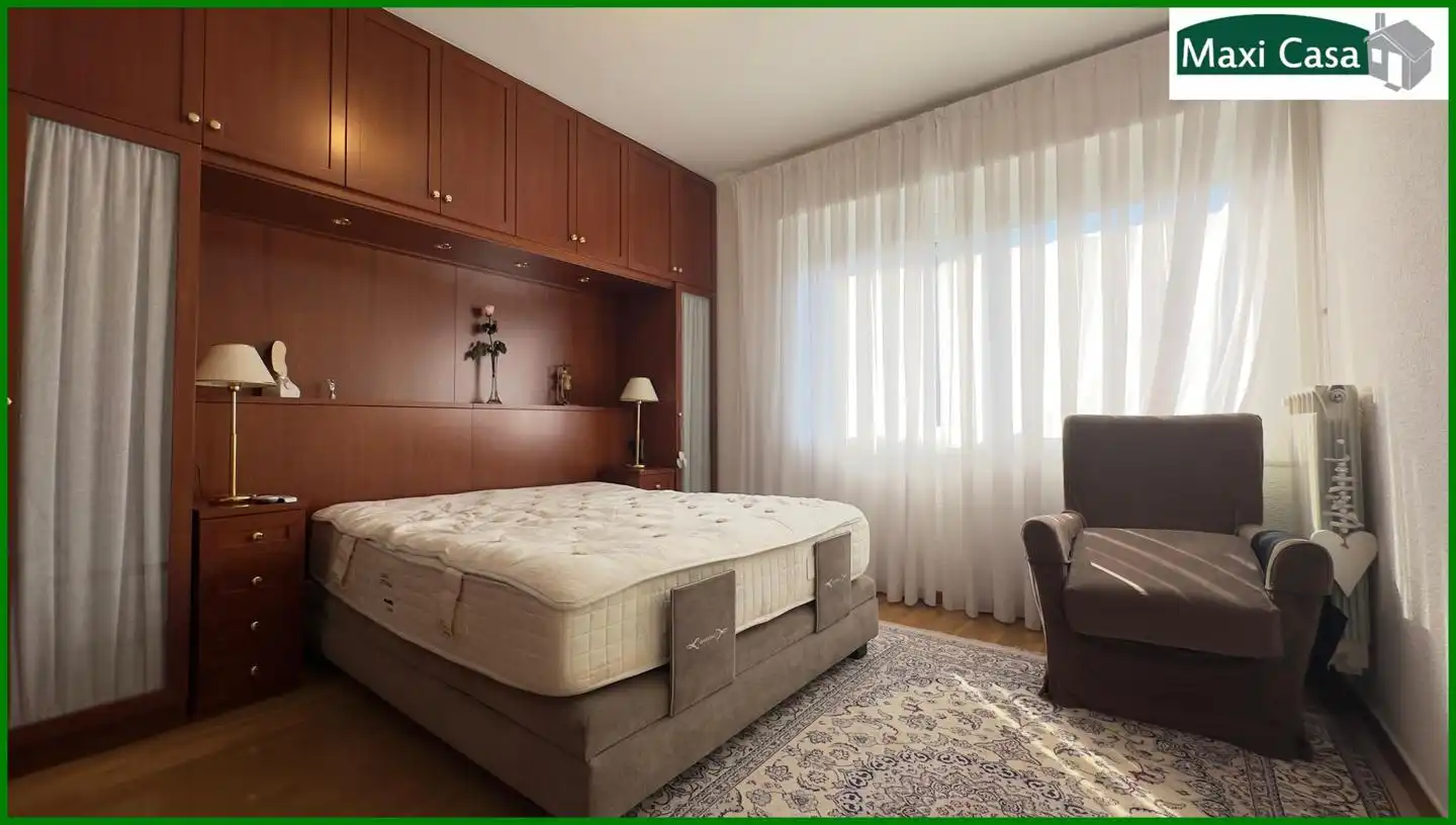 Habitación de Piso en venta en Barcelona con Aire acondicionado, Calefacción y Balcón