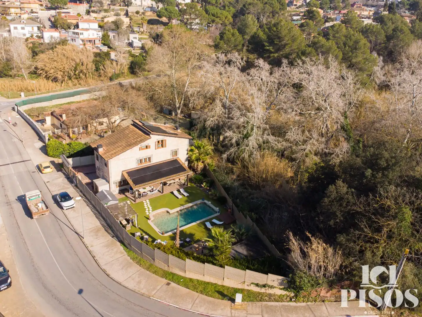 Vista exterior de Casa o chalet en venta en Rubí con Aire acondicionado, Calefacción y Trastero
