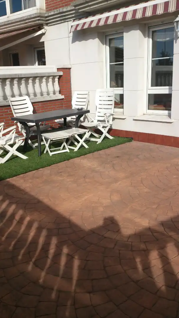 Terrasse von Erdgeschoss zum Verkauf in Leioa mit Heizung, Privatgarten und Terrasse