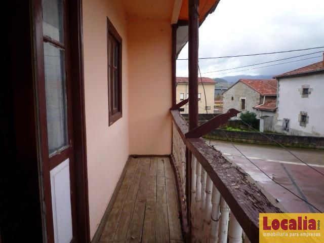 Terrassa de Casa adosada en venda en Arenas de Iguña amb Traster i Balcó