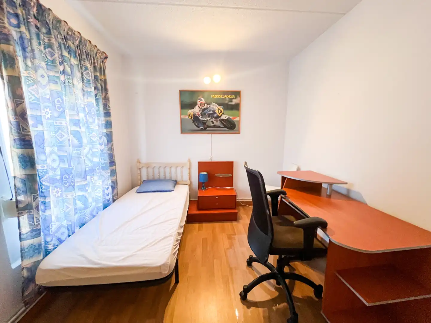 Habitación de Piso de alquiler en Cerdanyola del Vallès con Aire acondicionado, Calefacción y Parquet