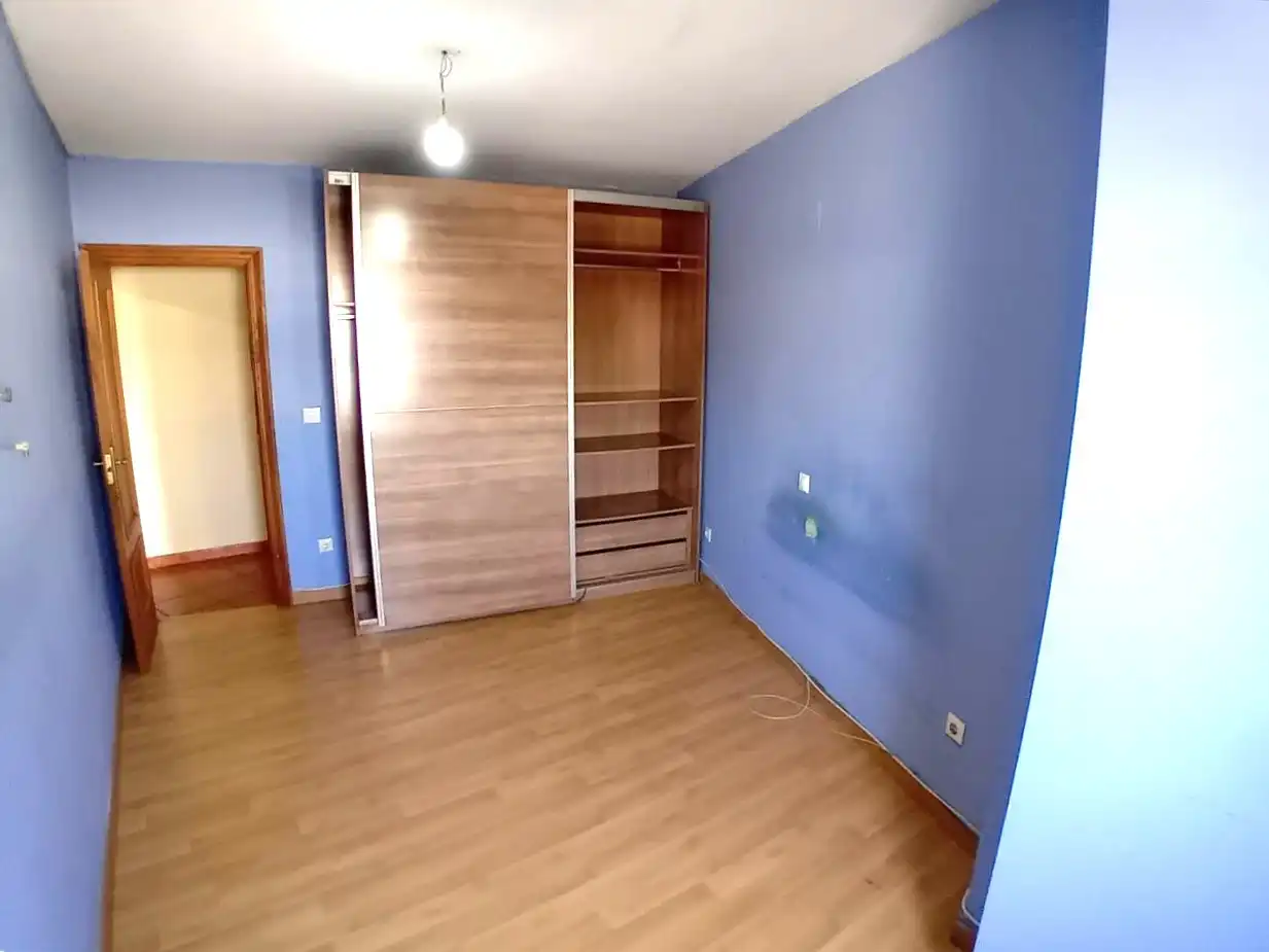 Habitación de Piso en venta en Santoña con Calefacción y Parquet