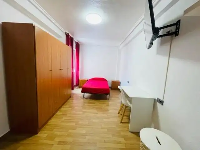 Habitación de Piso para compartir en Elche / Elx con Aire acondicionado, Terraza y Amueblado