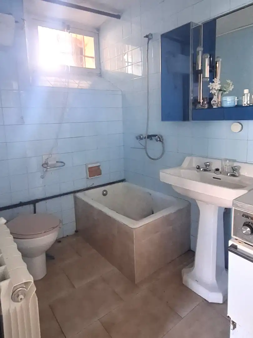 Bathroom of Houses for sale in Valdeolea  with Heating and Balcony