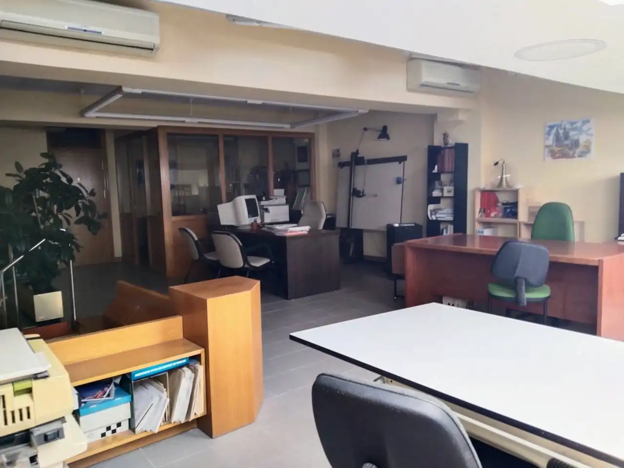 Büro zur Miete in Burgos mit Klimaanlage