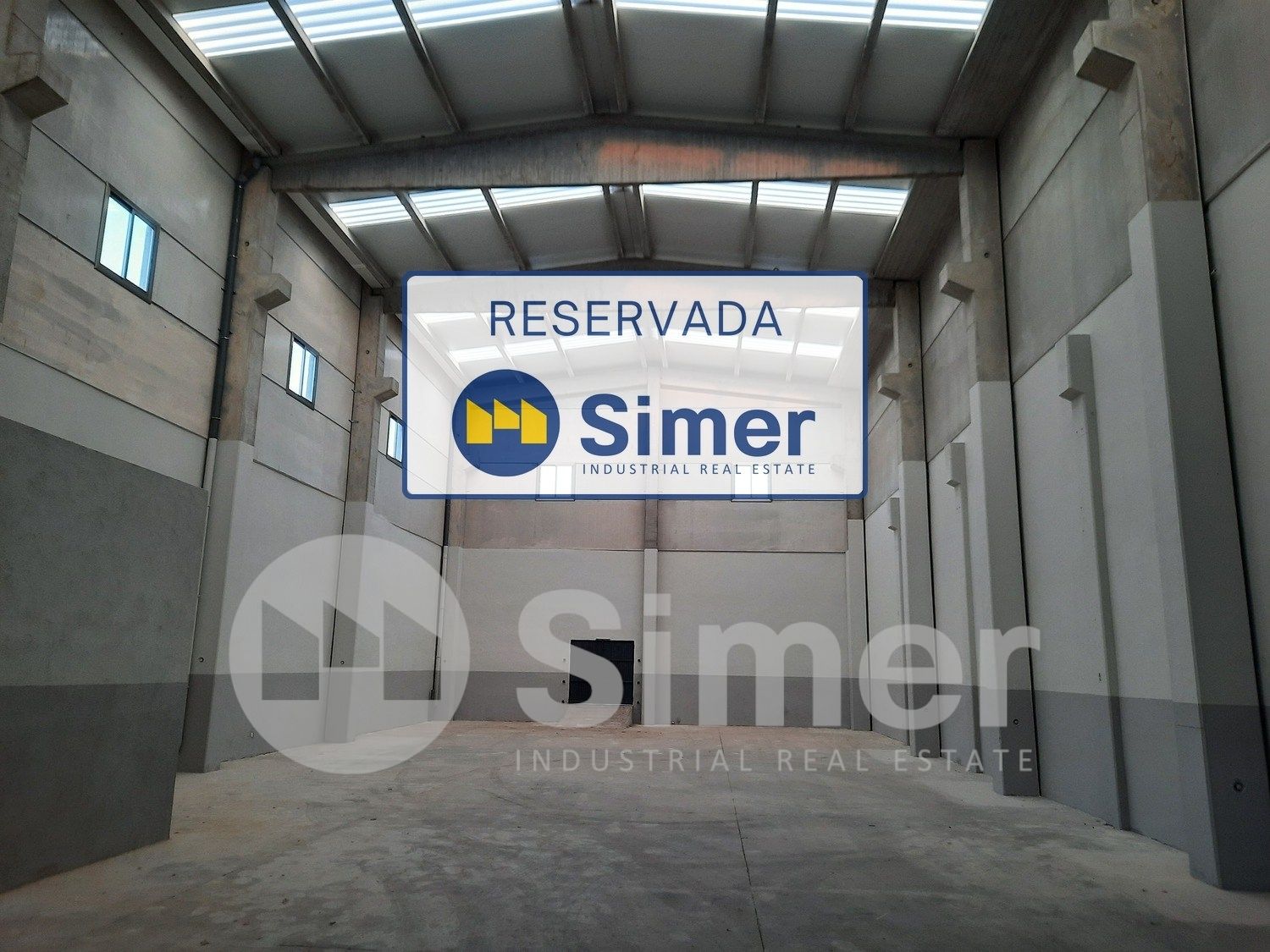 Nau industrial de lloguer en Barberà del Vallès
