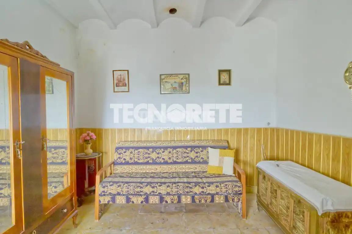 Sala de estar de Casa adosada en venta en Consuegra con Jardín privado