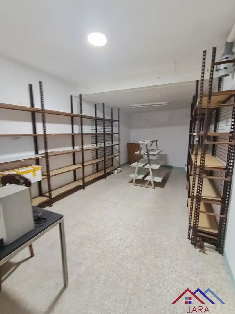 Geschaftsraum zur Miete in Centro