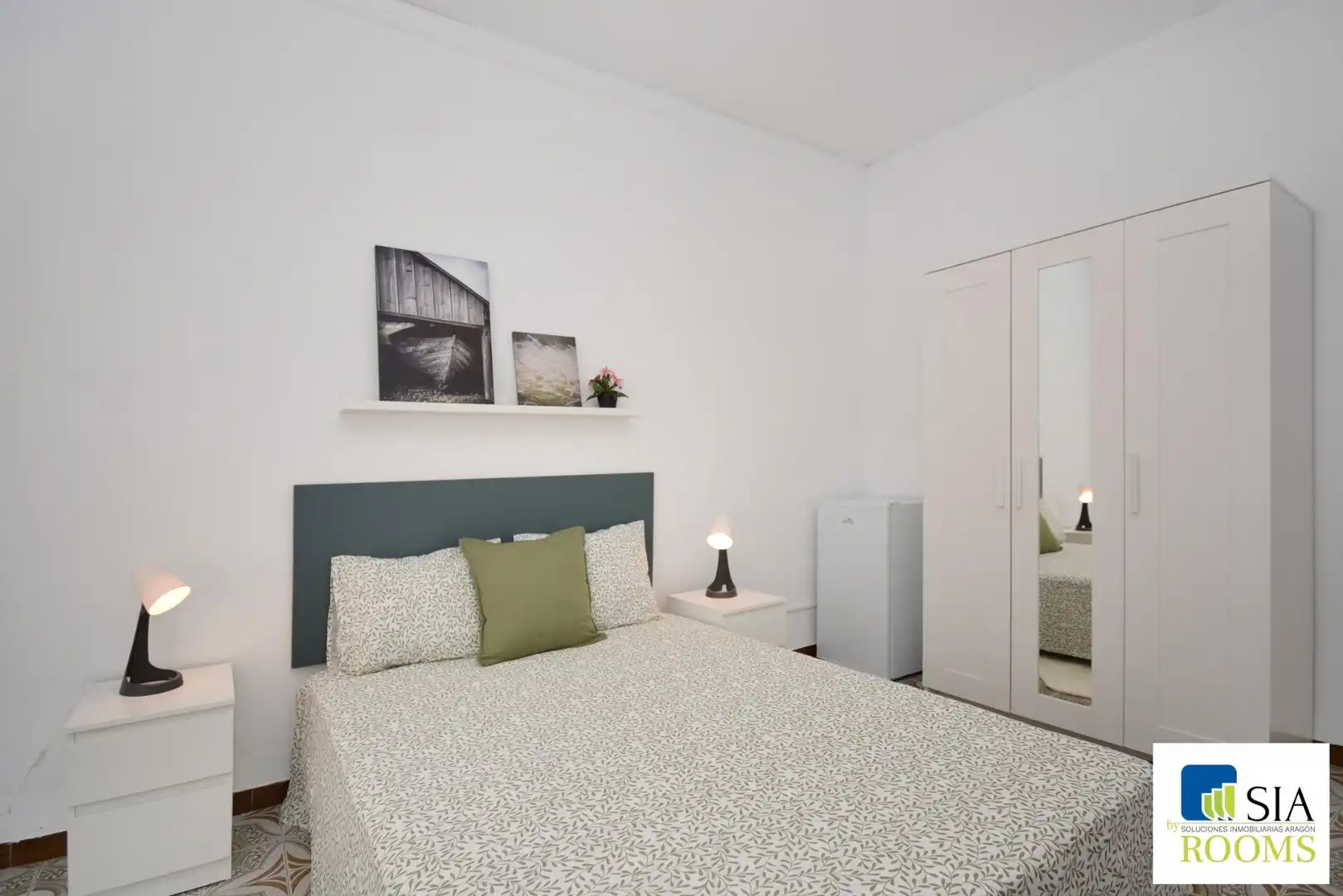 Habitación de Piso para compartir en Zaragoza con Calefacción, Terraza y Amueblado