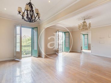 Wohnung mit Balkon zum Verkauf in Eixample